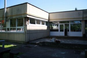 Balassagyarmat, Madách Imre Kollégium – IQ-Therm nyílászáró-referencia