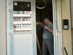 Családi házak, épületek nyílászárói – IQ-Therm nyílászáró-referencia
